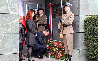 Prezydent odsłonił tablicą upamiętniającą Aleksandra Szczygło